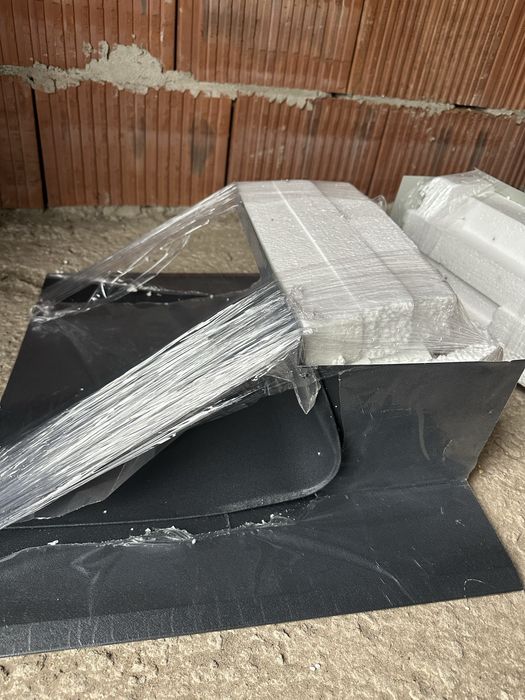 Opierzenie dolne komina PTS ral 7016 mat