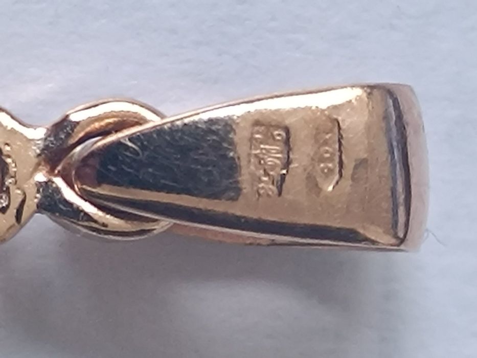 Золотой кулон Якорь