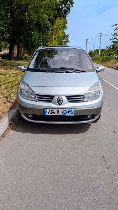 Своя Renault Scenic 7 місць 2006 2.0 бензин не бита
