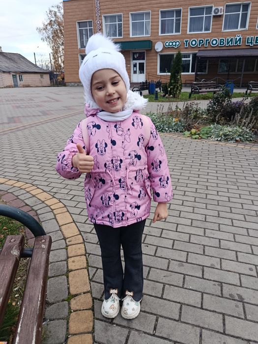 Парка для дівчинки