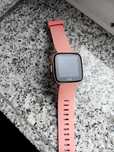 Smart watch Fitbit Versa - Peach
