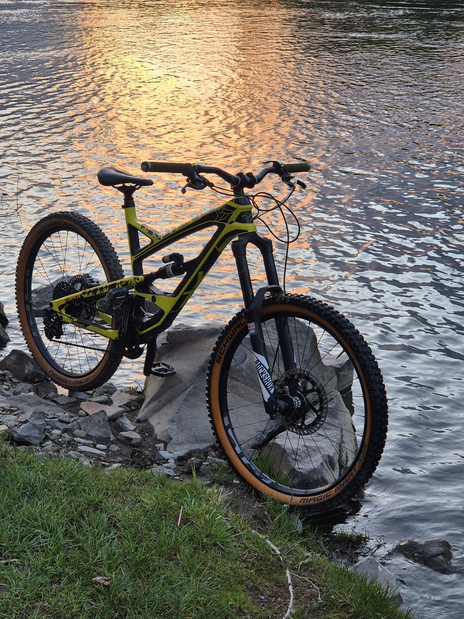 Yt capra cf pro carbon 2017