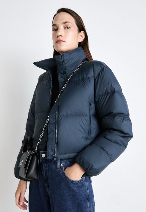 Пуховик куртка calvin klein розмір с м