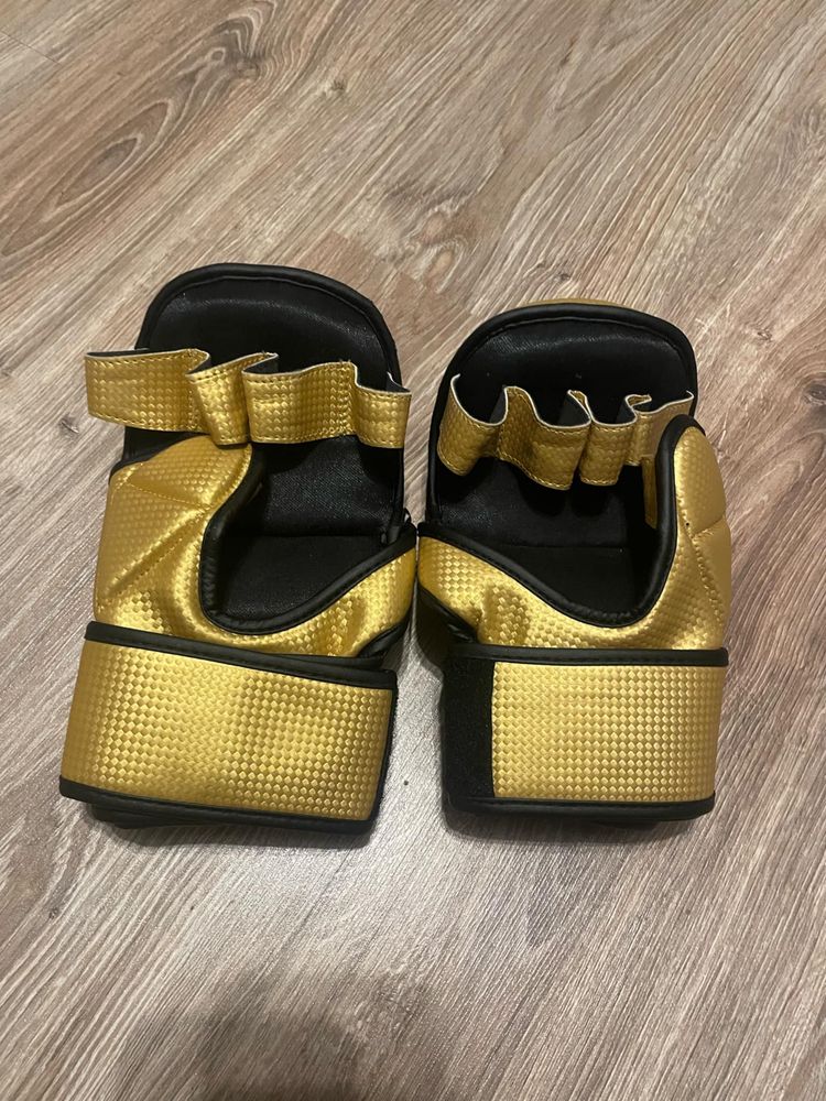 Sprzedam osprzęt do mma