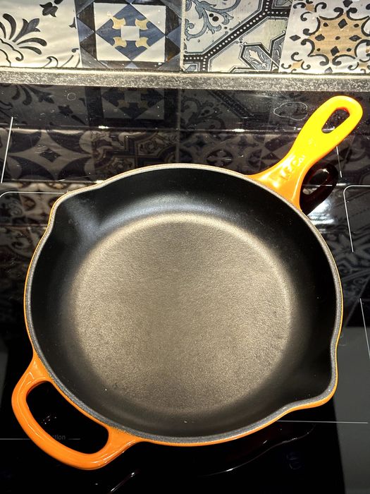 2 patelnie żeliwne Le Creuset mała i duża