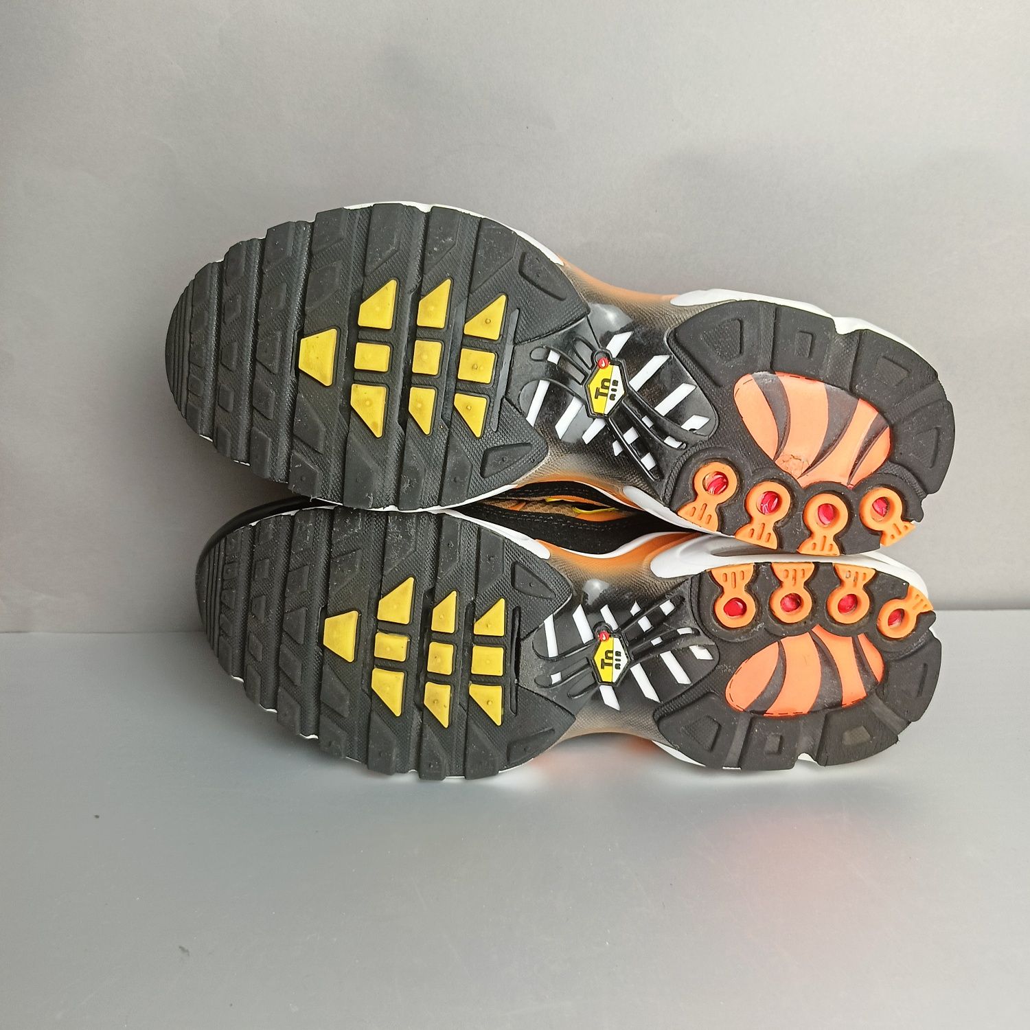 Nike Air Max Plus Tn r. 44 świetny kolor!