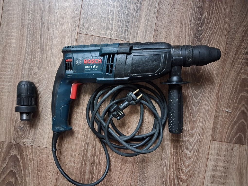 Перфоратор Bosch 2-24DF (2 патрони)