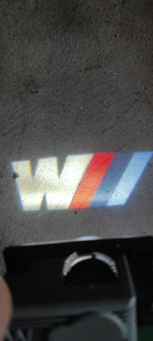 Оригинал подсветка двери BMW
