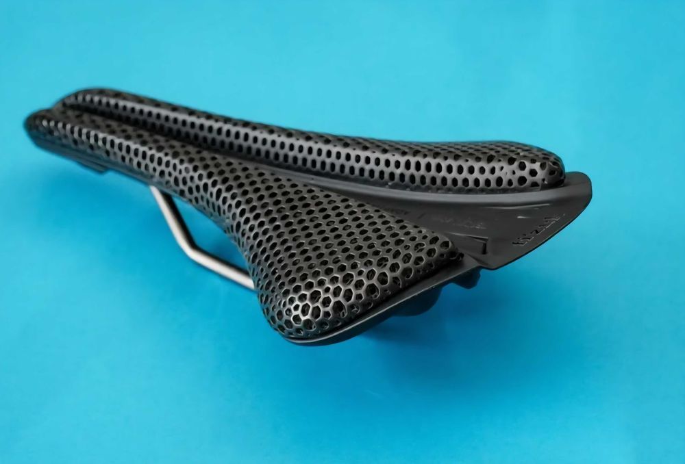 Selim 3D Fizzik Antares versus Evo adaptative R3