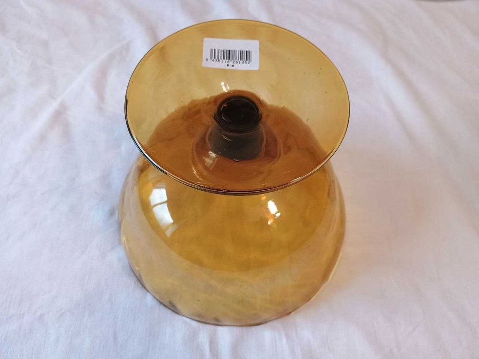 Fruteira de vidro cor de caramelo