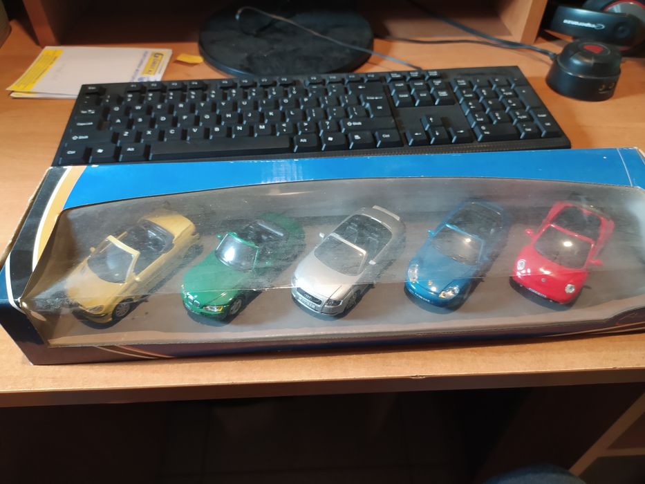 Zestaw cararama hongwell 1:43