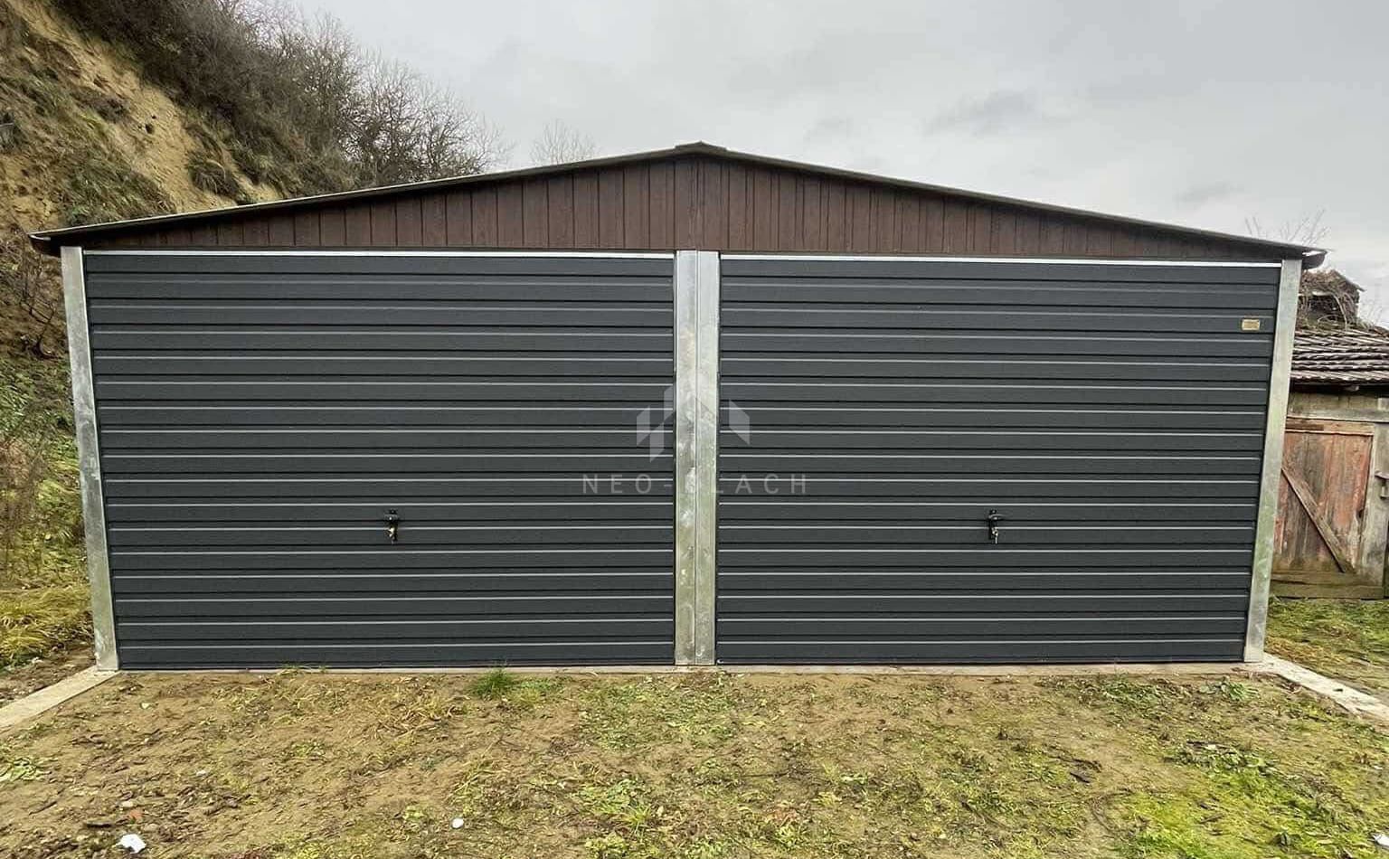Garaż Blaszany 6X5,8M 2X Brama Uchylna Drewnopodobny Rynny  Nb447