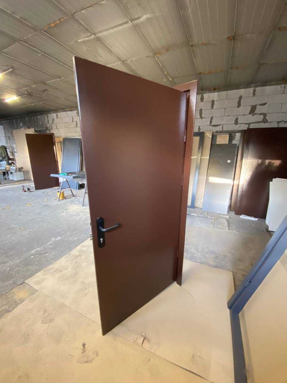 Двері металеві технічні, металеві вхідні двері, технічні двері
