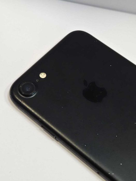 Apple Iphone 7 32GB/ Bat. 100 % czarny 
Salon Fashion GSM Wałbrzych GV