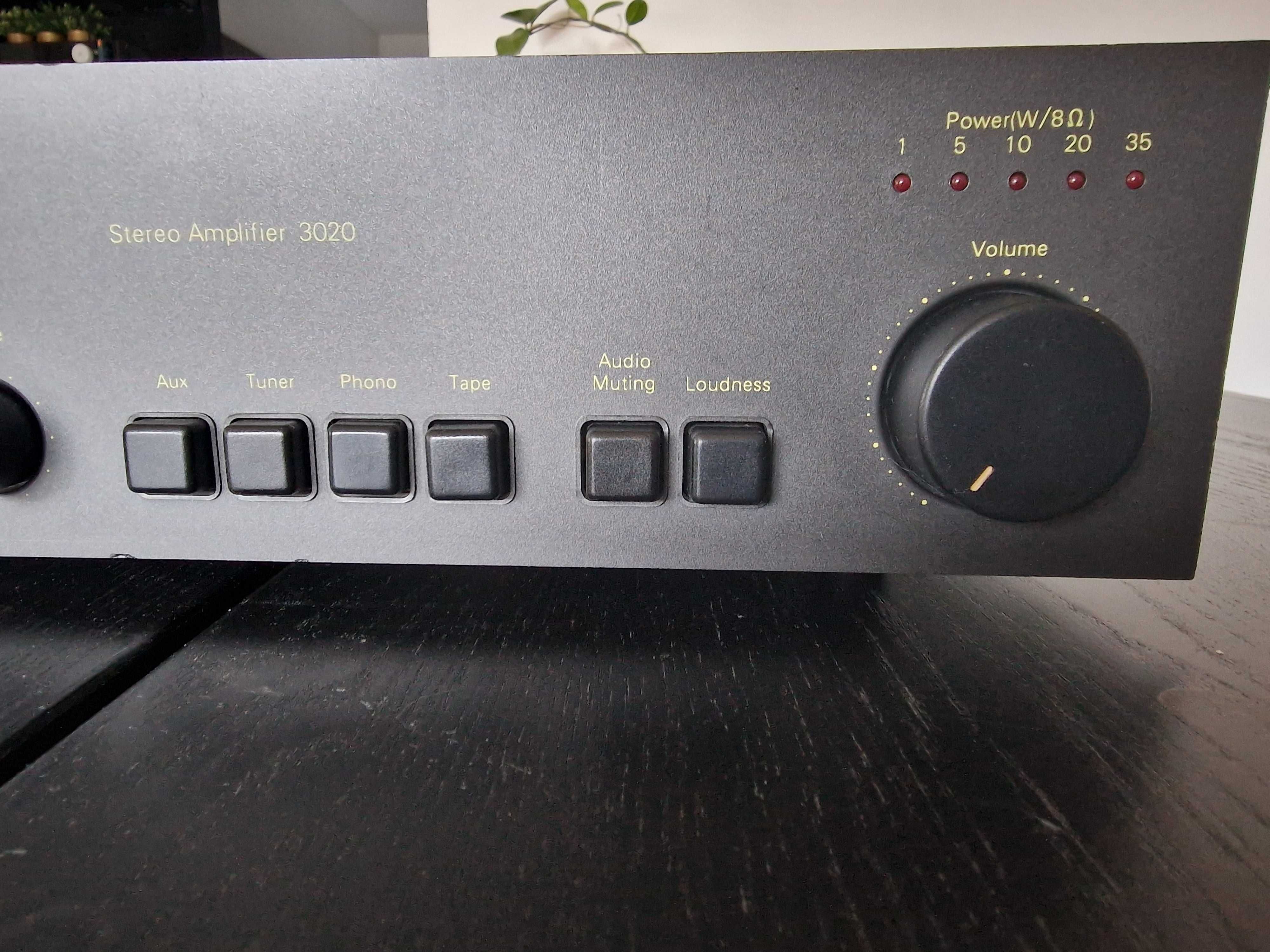 NAD 3020 pierwszy model kultowy