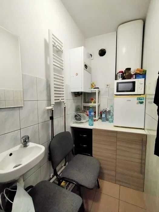W pełni wyposażony i umeblowany salon kosmetyczny – gotowy do pracy