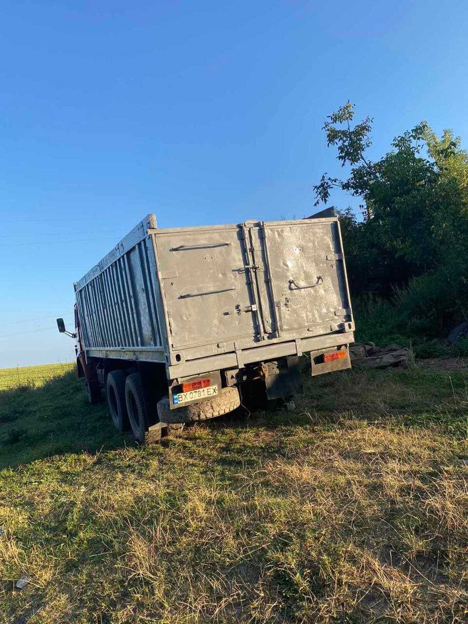 Продам КамАЗ з причепом