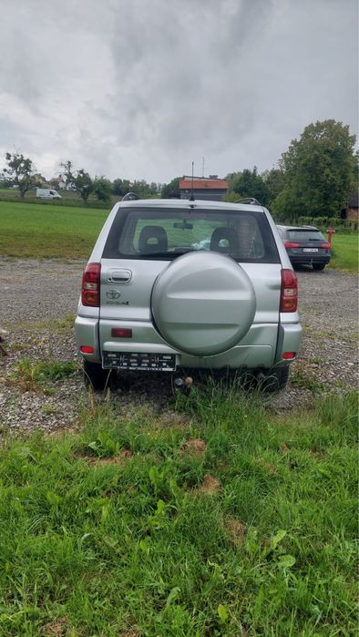 Toyota RAV 4 2005r uszkodzona