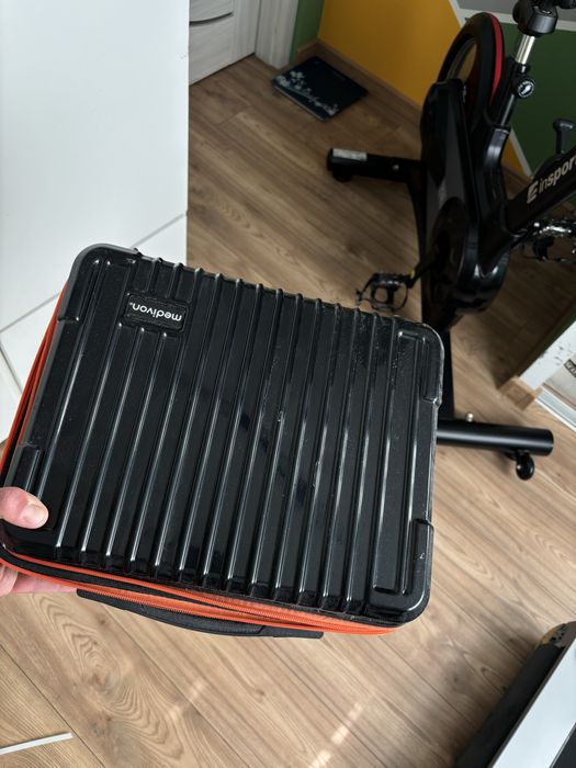 Sprzedam Masażer ręczny Gun MEDIVON Gun Bandit