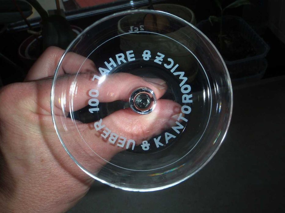 Kantorowicz - przedwojenny kieliszek reklamowy do likieru .