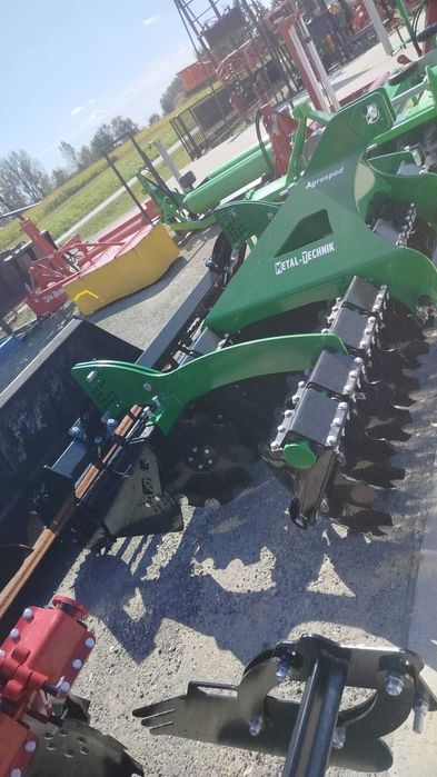 Kompaktowa Brona Talerzowa MetalTechnik