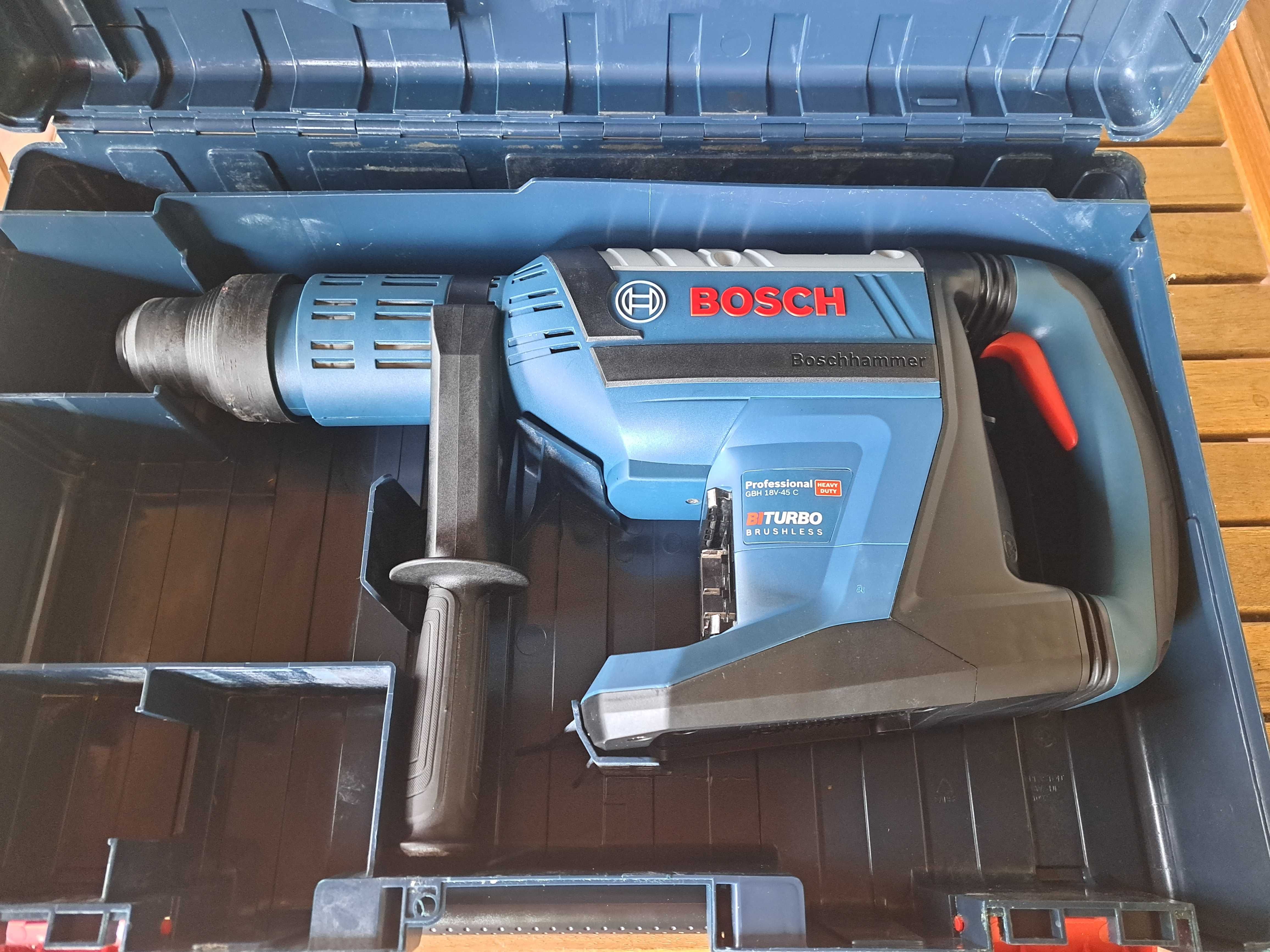 Sprzedam młotowiertarkę Bosch