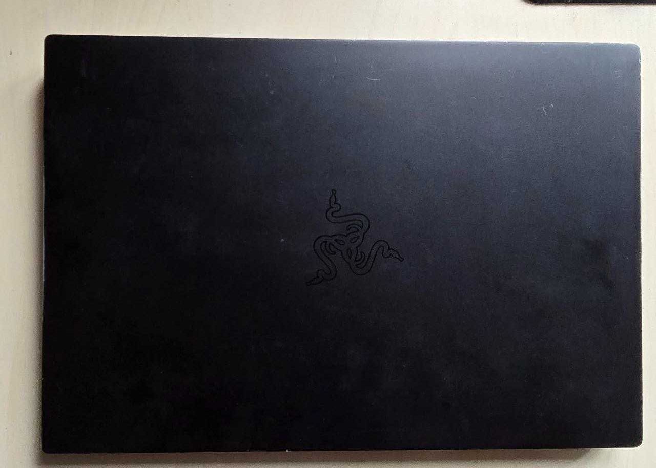 Razer Blade Stealth 13 (RZ09-02810E71)