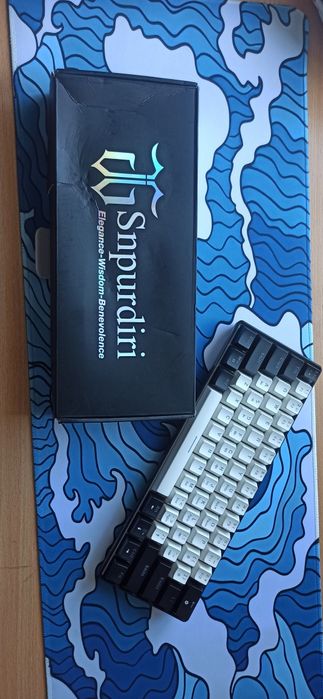 Механична 60% клавиатура Snpurdiri