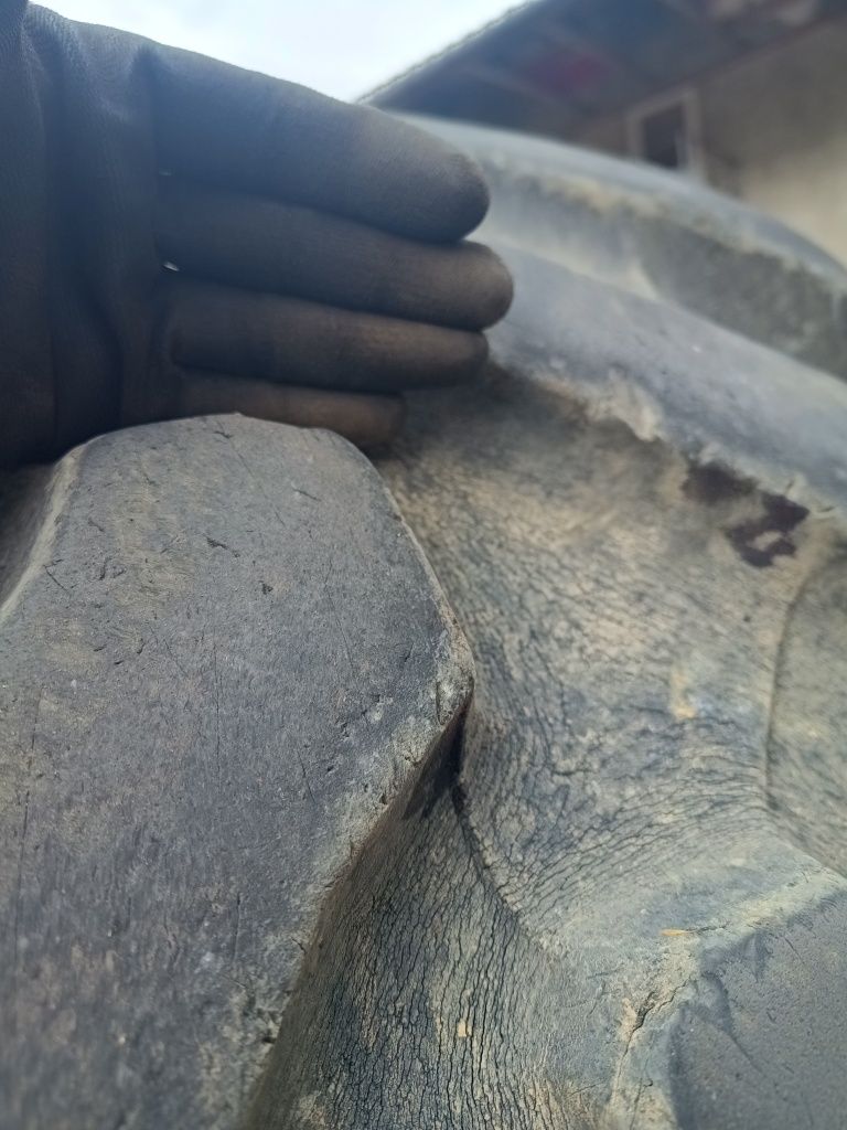 Opona Pirelli TM 800 650/65 R38 3szt.