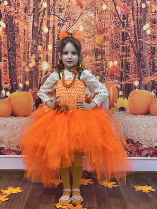 Костюм осені, морква.