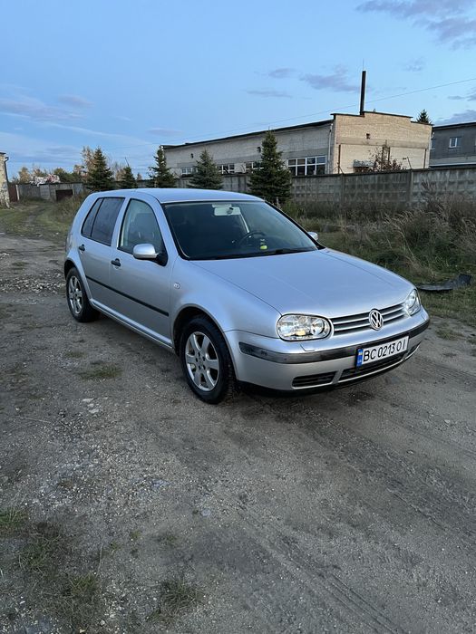 Golf 4, 1.4 бензин, 2001