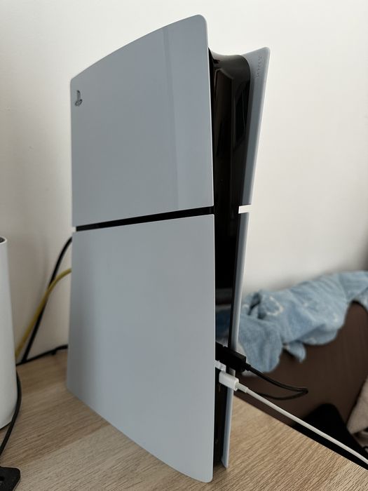 PS5 Slim digital edition como nova, caixa, recibo, garantia