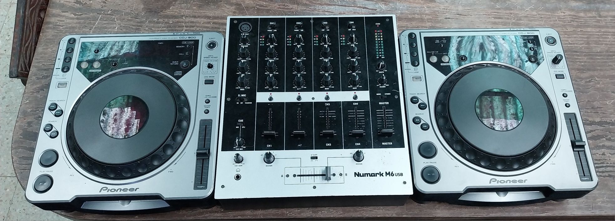 Par cdj pioneer 800