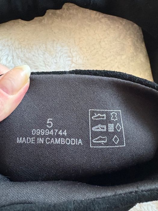 Козаки. Натуральна замша. 38 розмір. Нові.