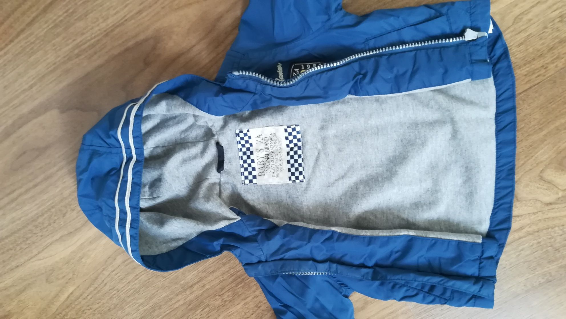 Kurteczka wiosna/jesień zara 74 jak nowa