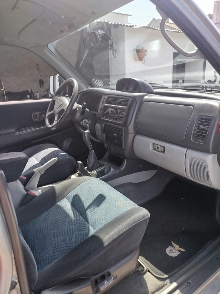Mitsubishi pagero sport wagon