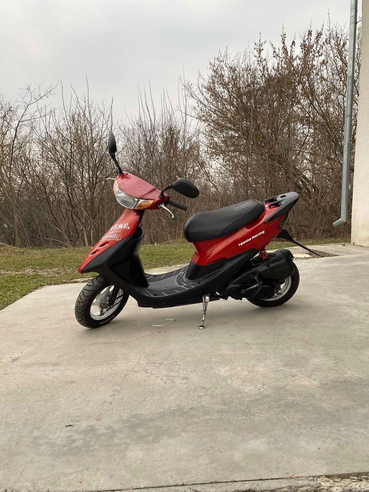 Скутер Honda DIO AF34