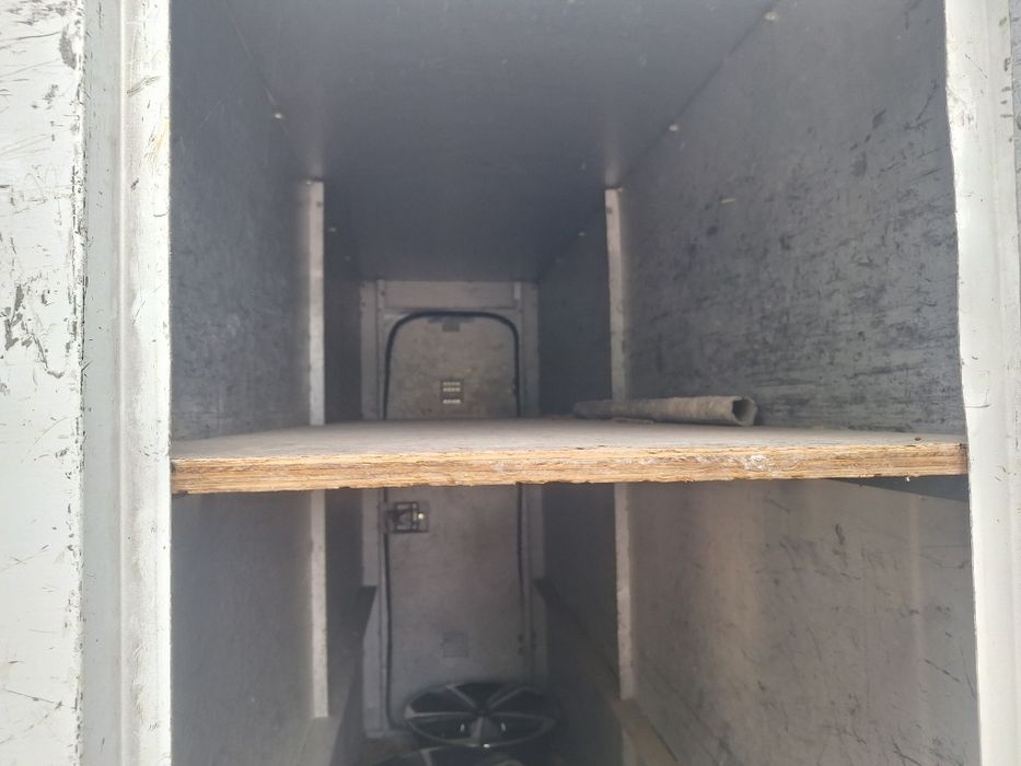 Skrzynia narzędziowa ładunkowa paka sprinter iveco master 4.2 x 2.2