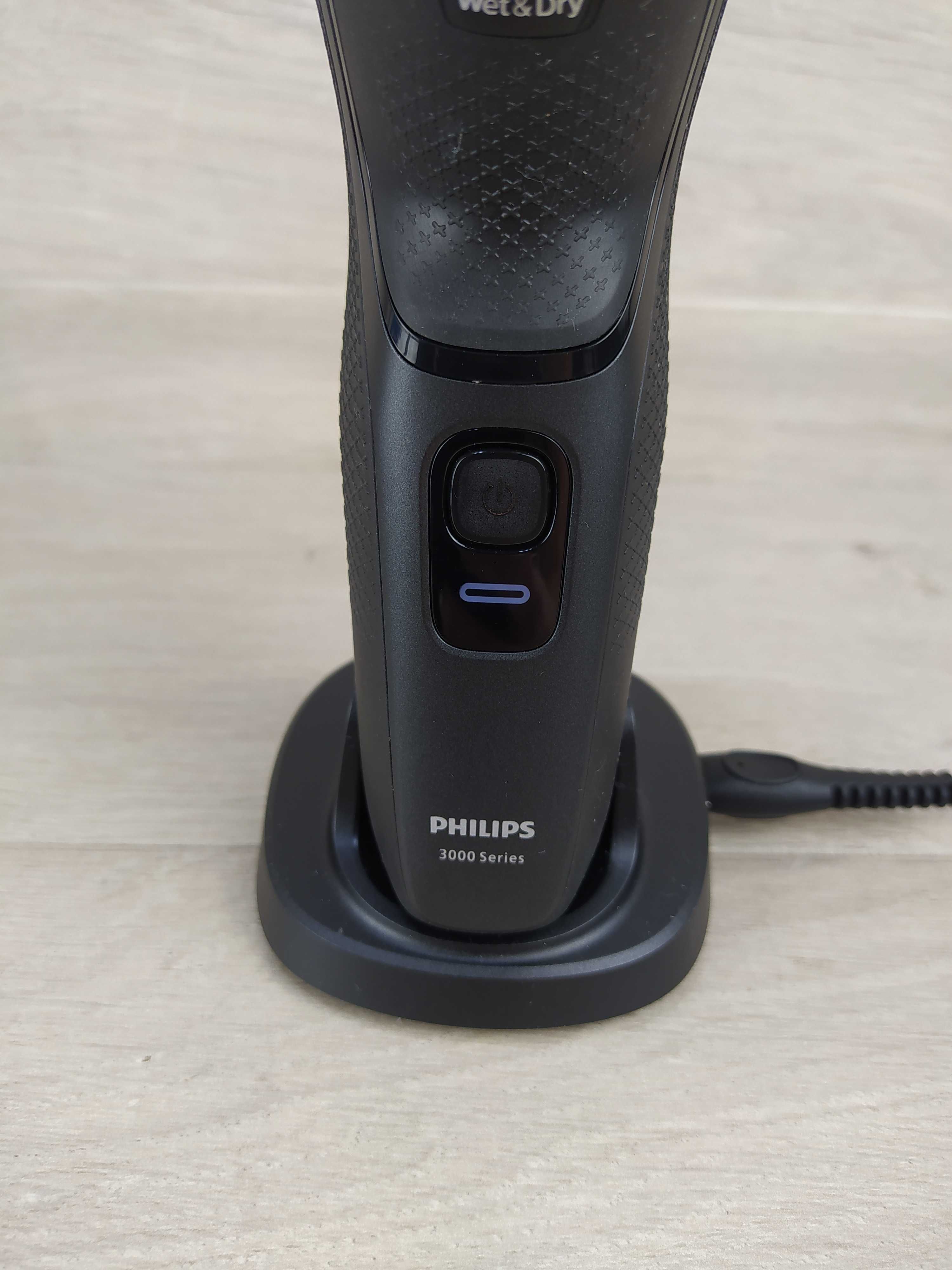Philips Shaver Series 3000 S3145/00 Golarka + podstawka ładująca