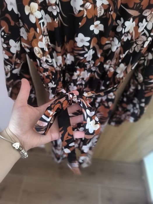 Sukienka damska elegancka XL 42 brązowa kwiaty