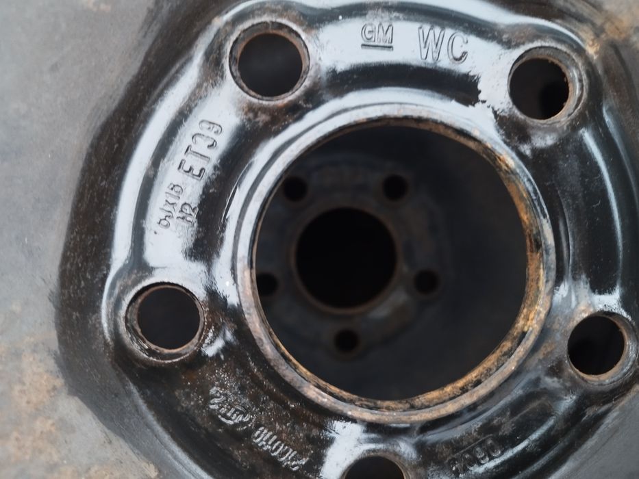 Продам зимову резинку з дисками195/65-R16C