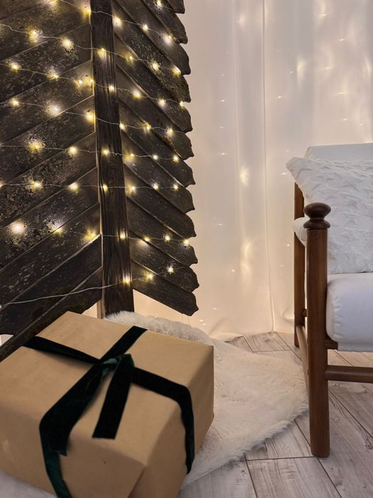 Drewniana Choinka Świąteczna- minimalistyczna i ręcznie robiona