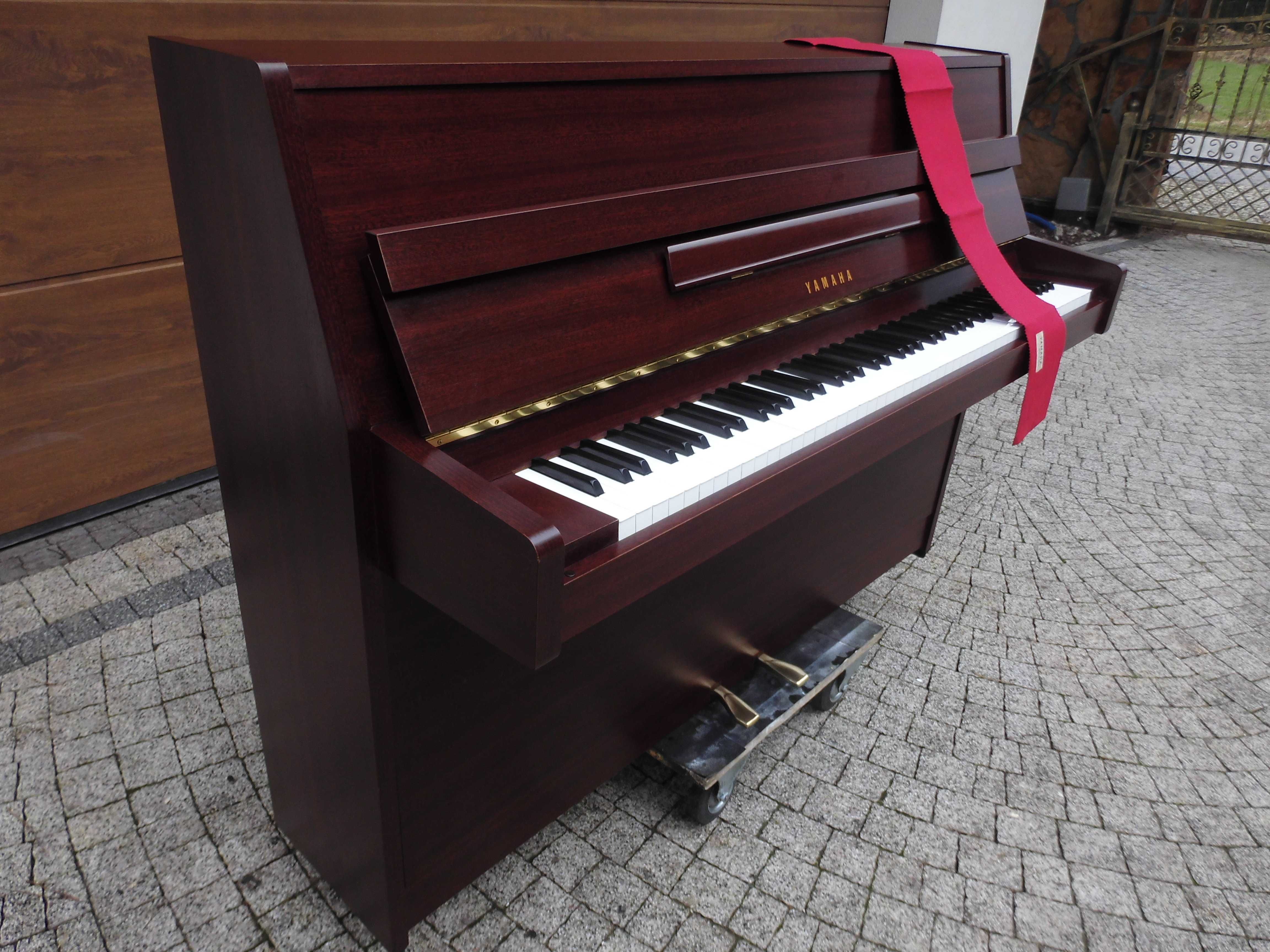 Pianino rocznik 2008 Oryginał Japan Yamaha C108 dostawa gwarancja