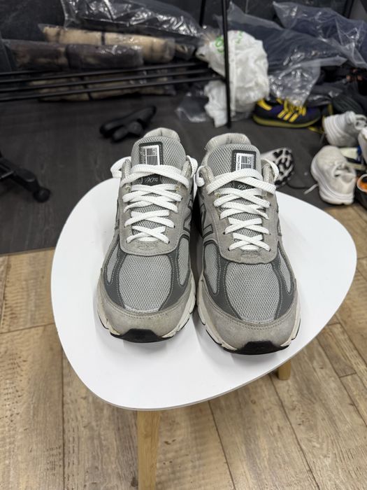 Оригінальні кросівки New Balance 990 v4 Made In USA