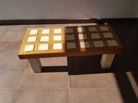 mesa de madeira e marmore