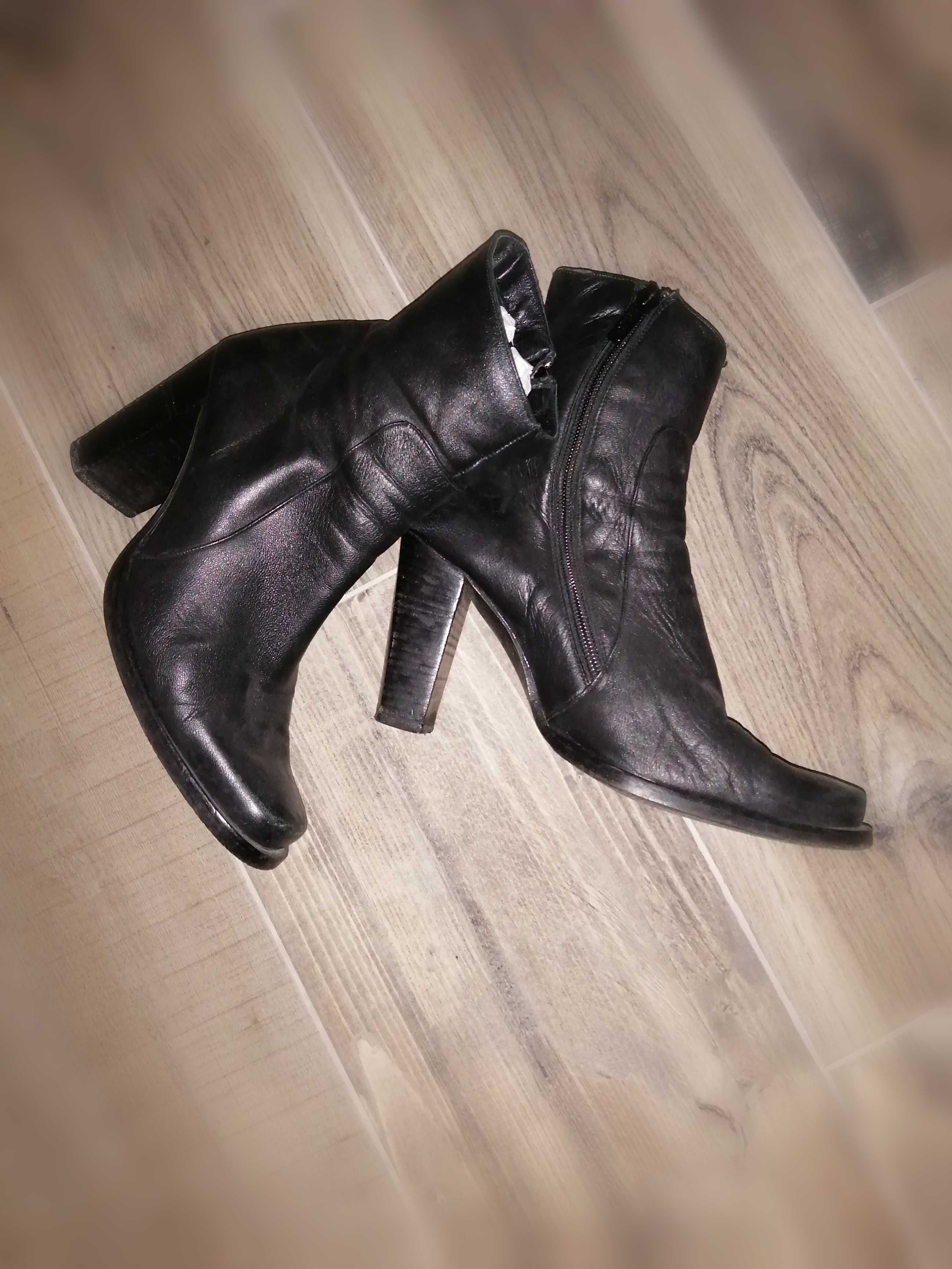 PROMOÇÃO  - TUDO 50 € | Sapatos/Botas em Pele - POUCO USO