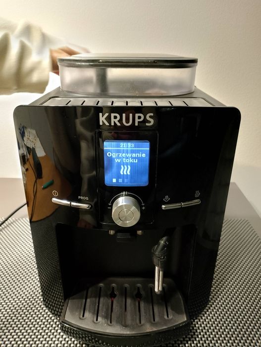 Ekspres KRUPS plus nowe części do niego.