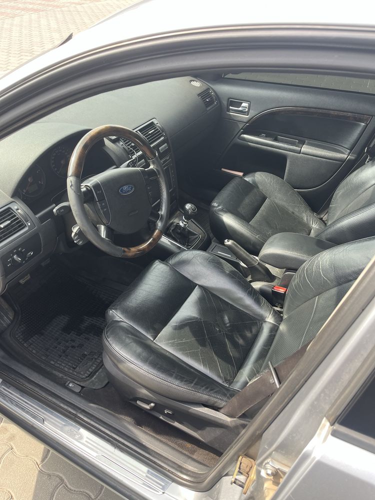 Продам Ford Mondeo