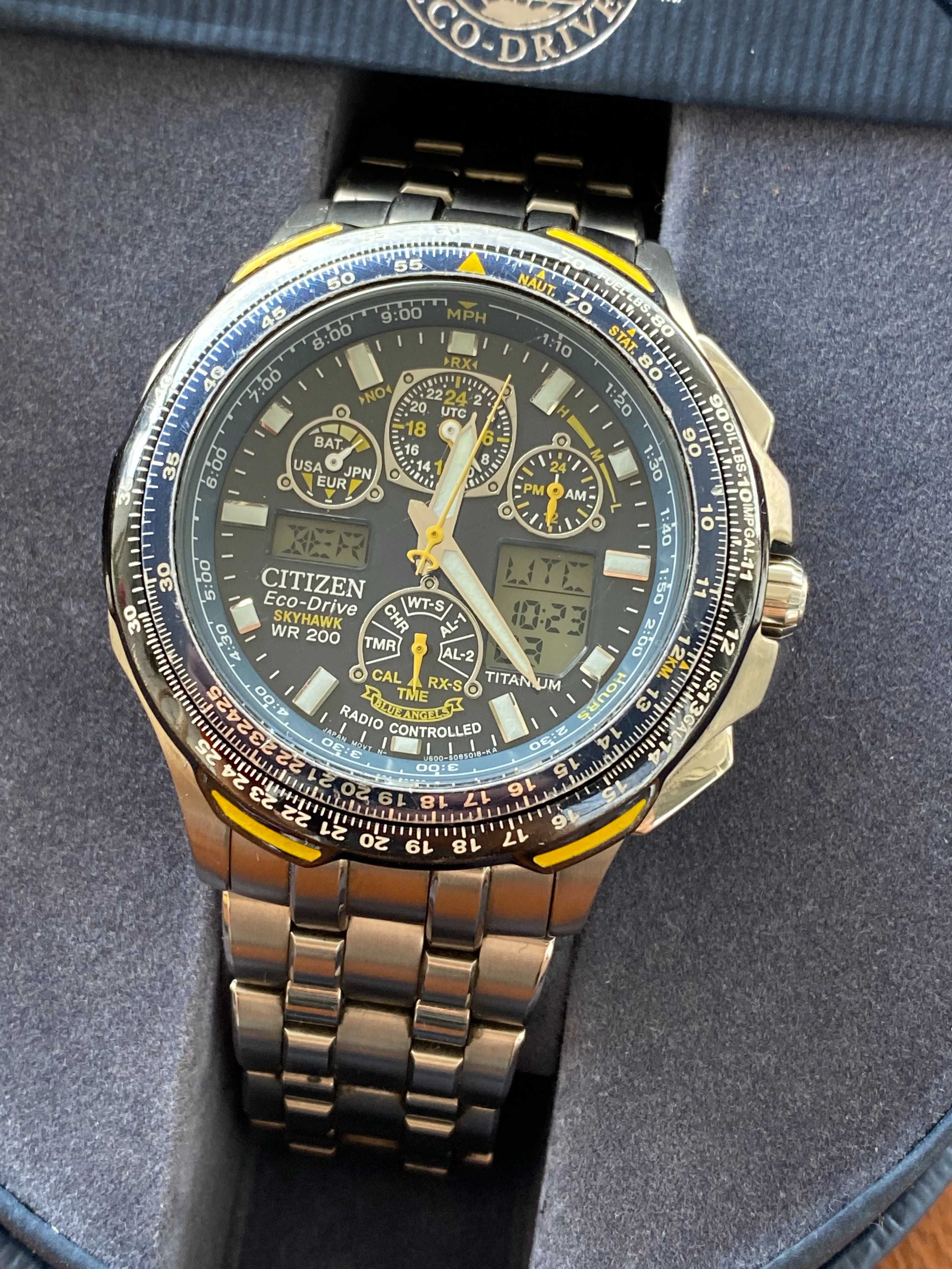 Zegarek Citizen Eco-Drive Skyhawk Blue Engels JY0050-55L