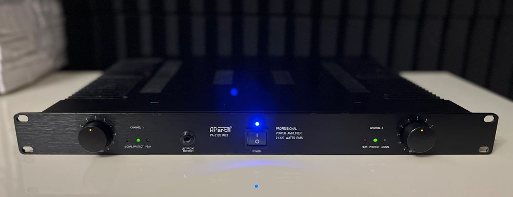 Profesjonalny wzmacniacz mocy stereo 2x120w Rms